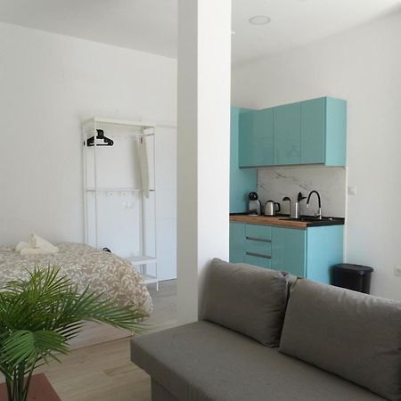 Casa De Huespedes Carabanchel1 Hotel Madrid Kültér fotó